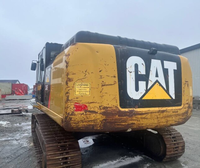 CAT 324 E