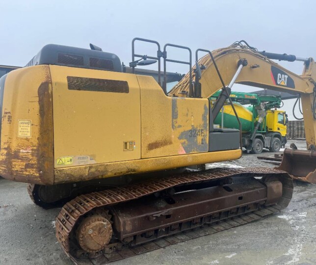 CAT 324 E