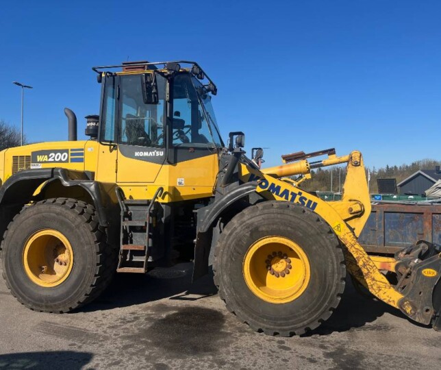 Komatsu WA 200-7