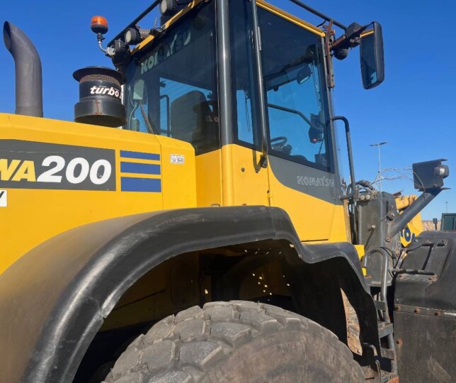 Komatsu WA 200-7