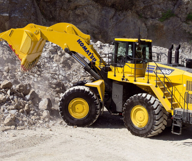KOMATSU WA 600-8