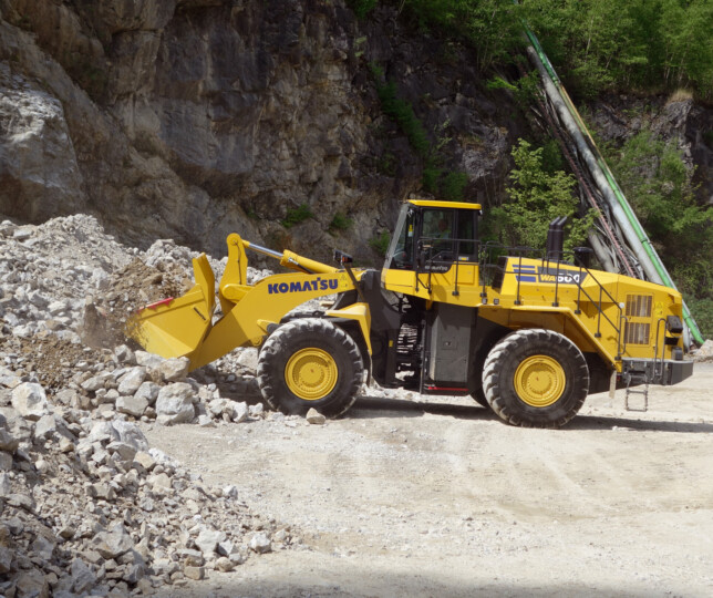 KOMATSU WA 600-8
