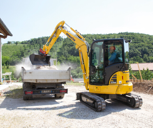 Komatsu PC 33MR-5