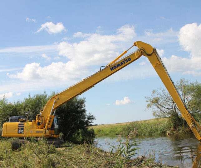 KOMATSU PC210LC-11LONGREACH